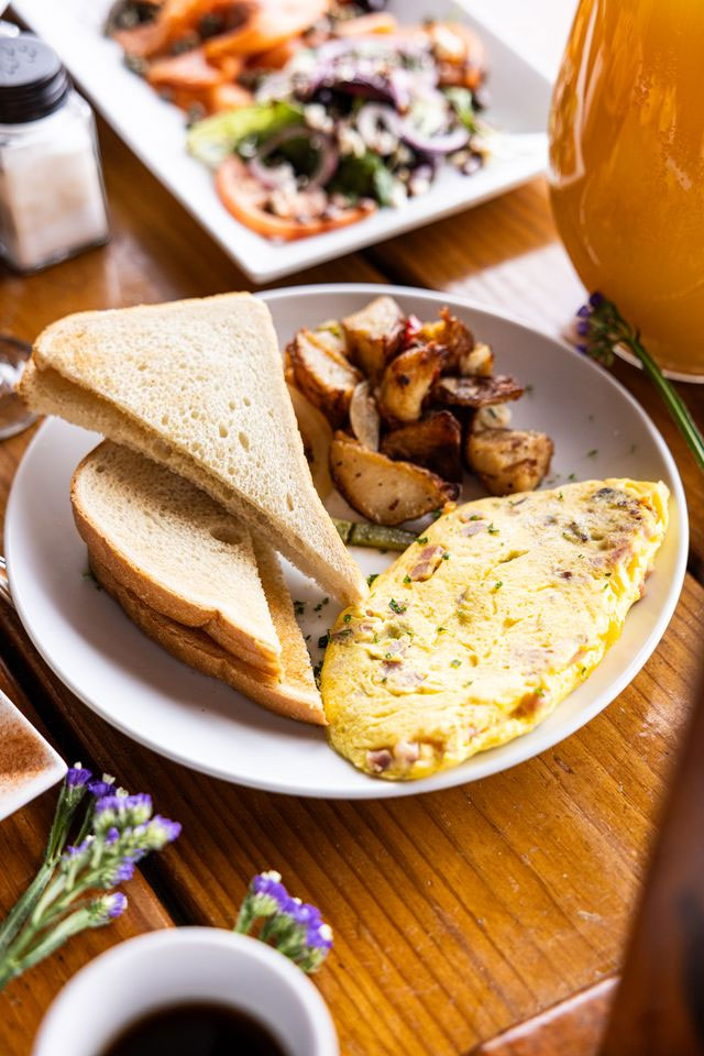 build your own omelet